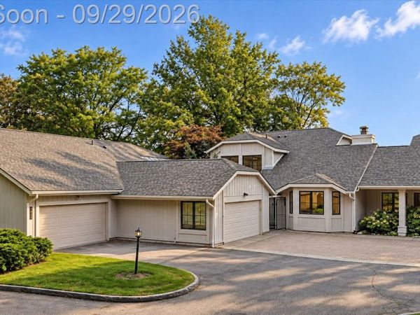 1835 GOLF RIDGE Drive, Bloomfield Township, Mi 48302