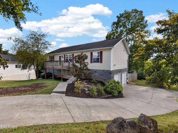 2444 Honey Grove Lane, Knoxville, TN 37923