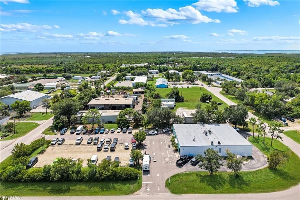 5476-5576 Doug Taylor Cir, Saint James City, FL 33956 Photo