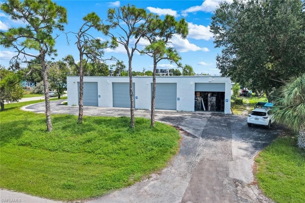 5476-5576 Doug Taylor Cir, Saint James City, FL 33956 Photo