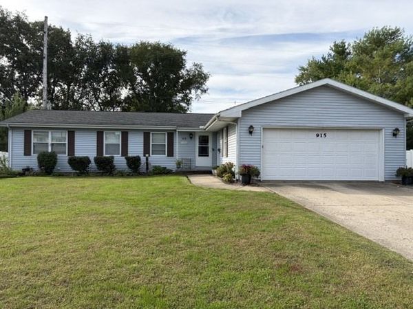 915 W 1st Street , Spring Valley, IL 61362