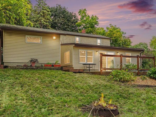 549 18th Avenue N, South Saint Paul, MN 55075