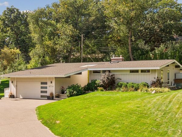 4734 Coventry Road E, Minnetonka, MN 55345