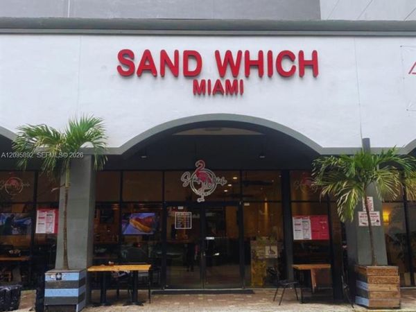 34 SW 8th Street , Miami, FL 33130