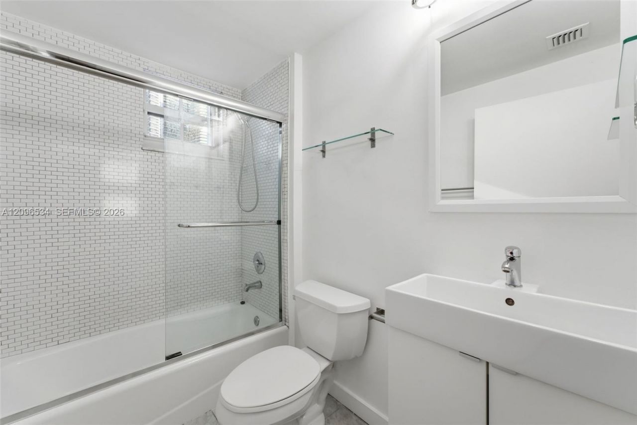 185 SE 14th Ter , Unit 1010, Miami, FL 33131 Photo