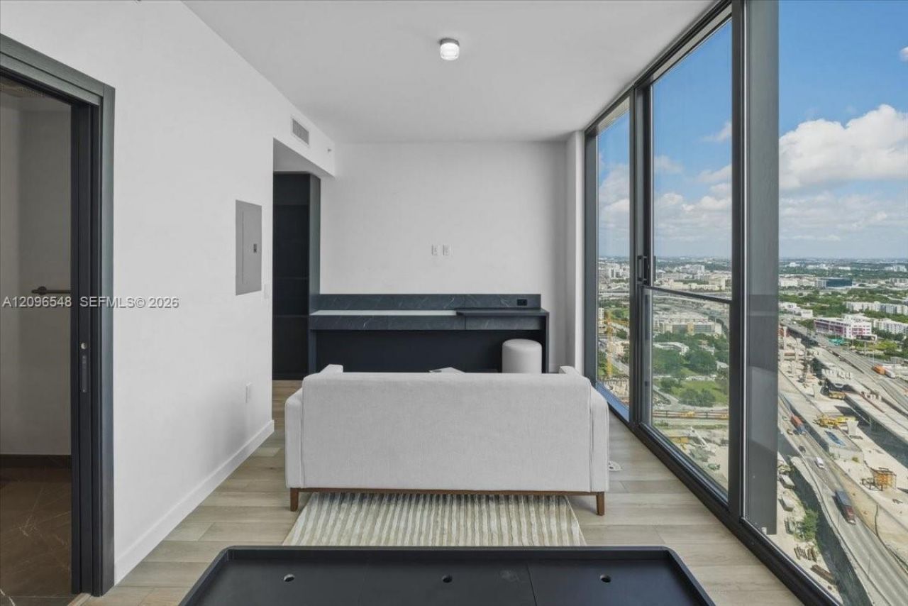 20 NE 11th St , Unit 3505, Miami, FL 33132 Photo