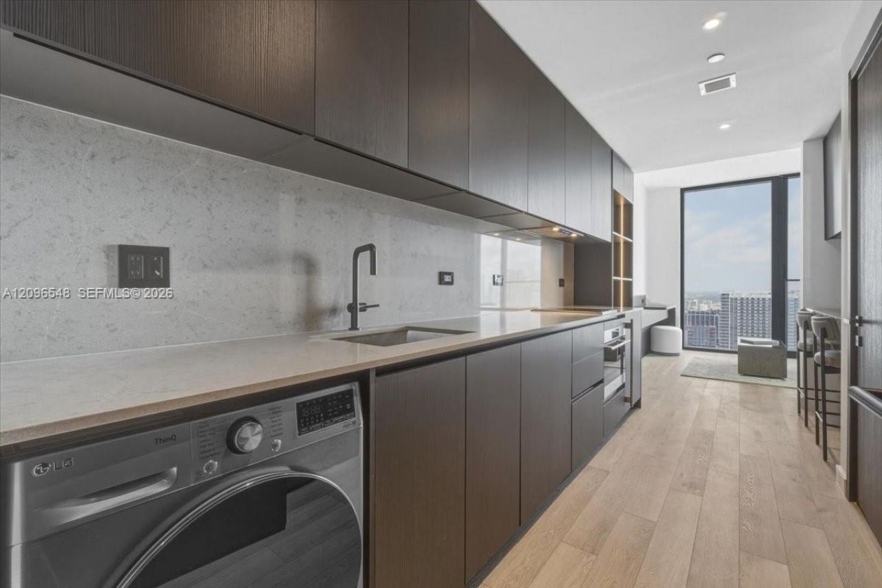 20 NE 11th St , Unit 3505, Miami, FL 33132 Photo
