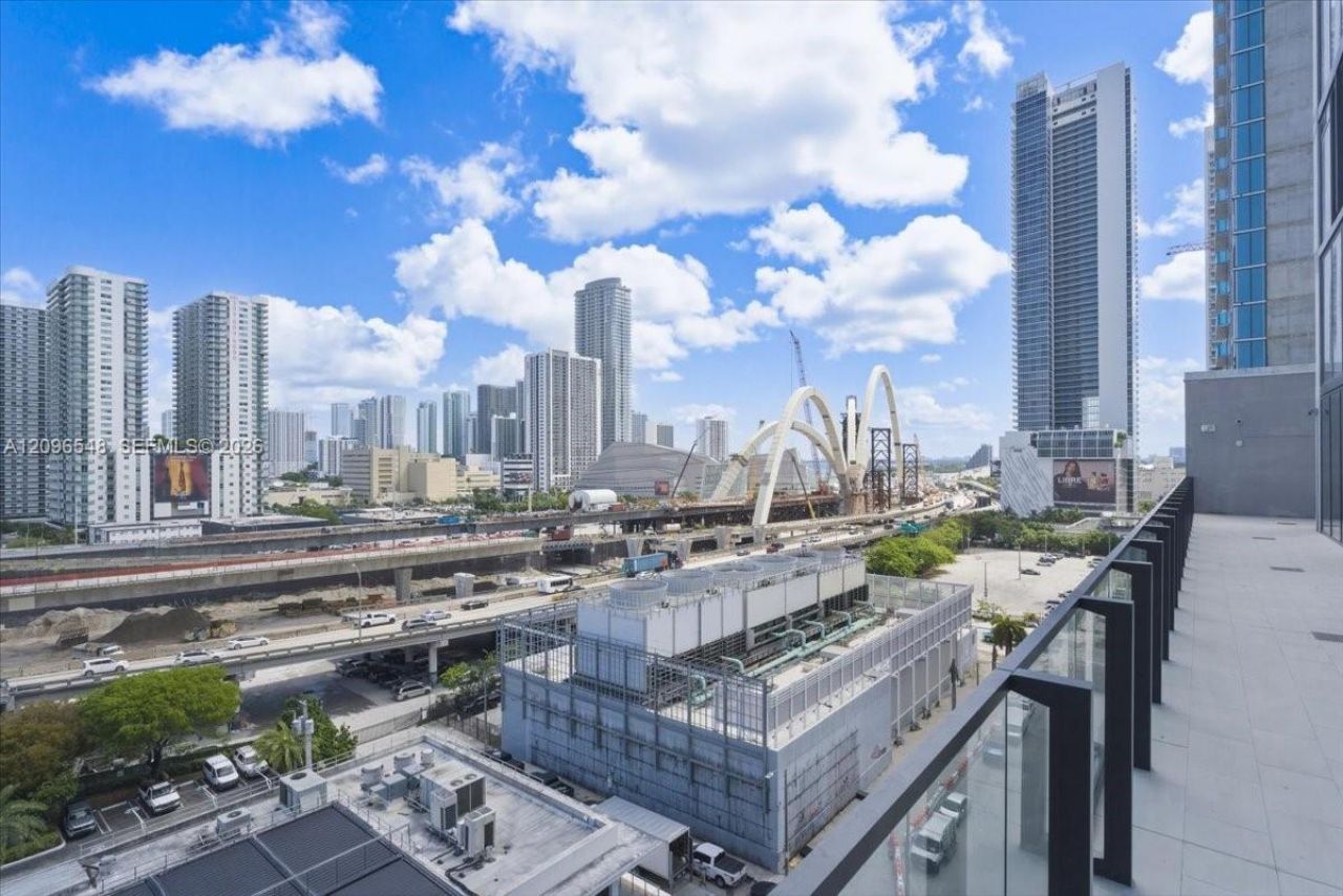 20 NE 11th St , Unit 3505, Miami, FL 33132 Photo