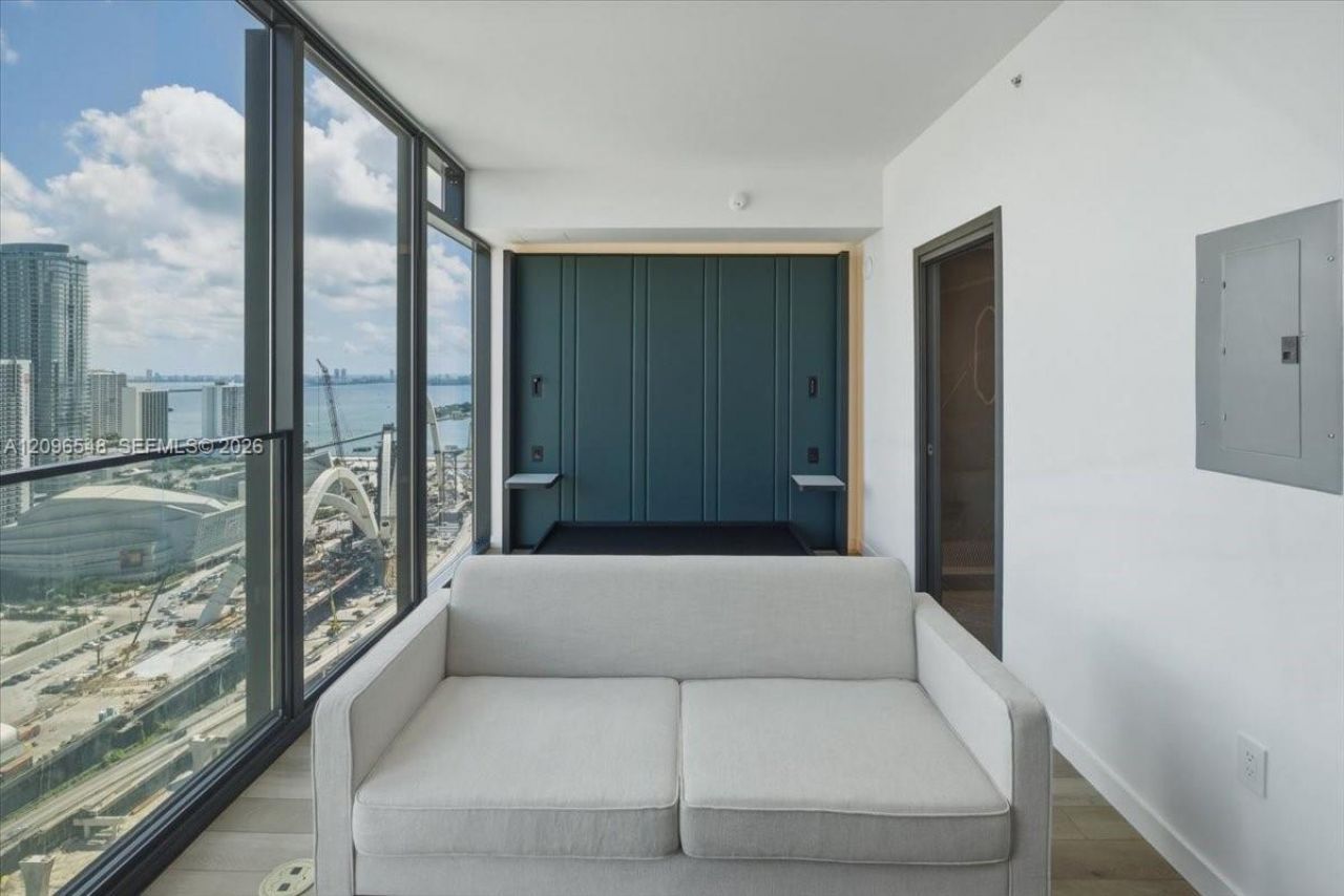 20 NE 11th St , Unit 3505, Miami, FL 33132 Photo