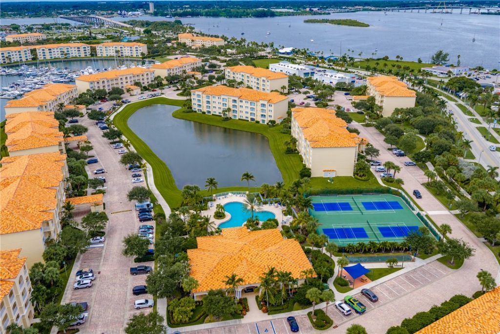 1 Harbour Isle Drive E, Unit 202, Fort Pierce, FL 34949 Photo