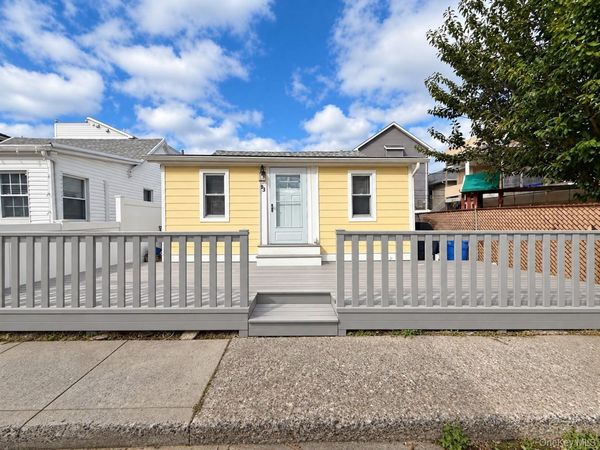 93 New Hampshire Street , Long Beach, NY 11561