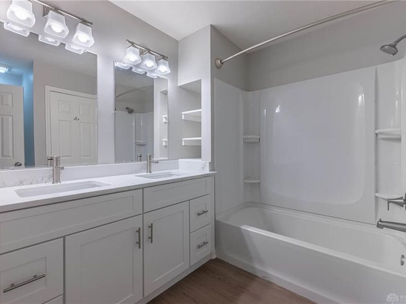 102 Nantucket Landing, Washington Township, OH 45458 Photo 23