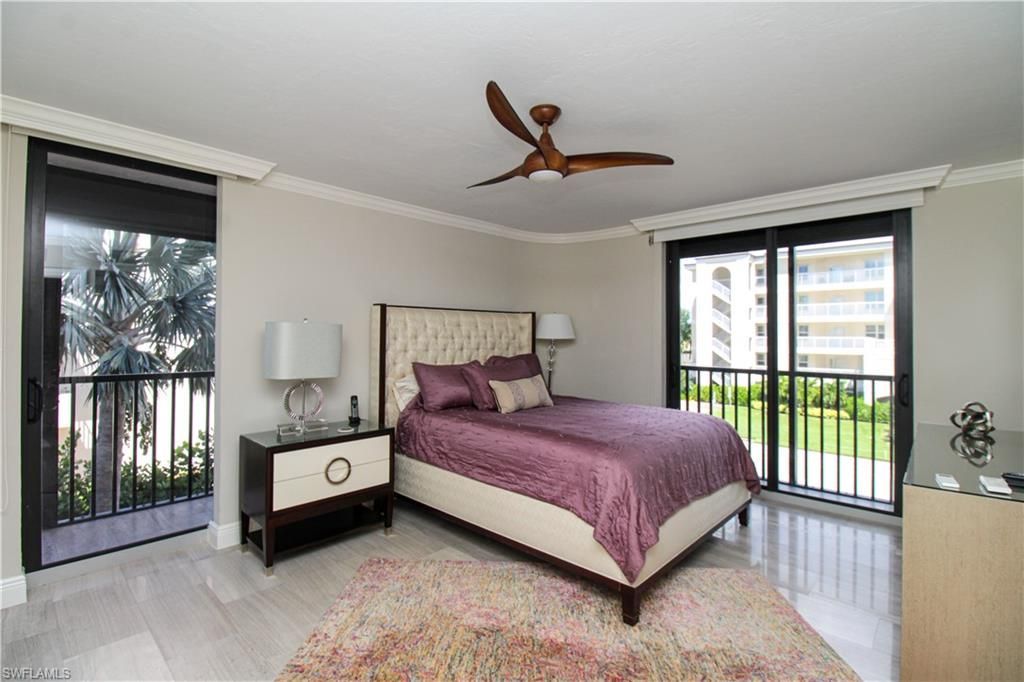 9653 Gulf Shore Dr , Unit 203, Naples, FL 34108 Photo