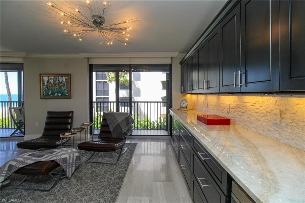 9653 Gulf Shore Dr , Unit 203, Naples, FL 34108 Photo