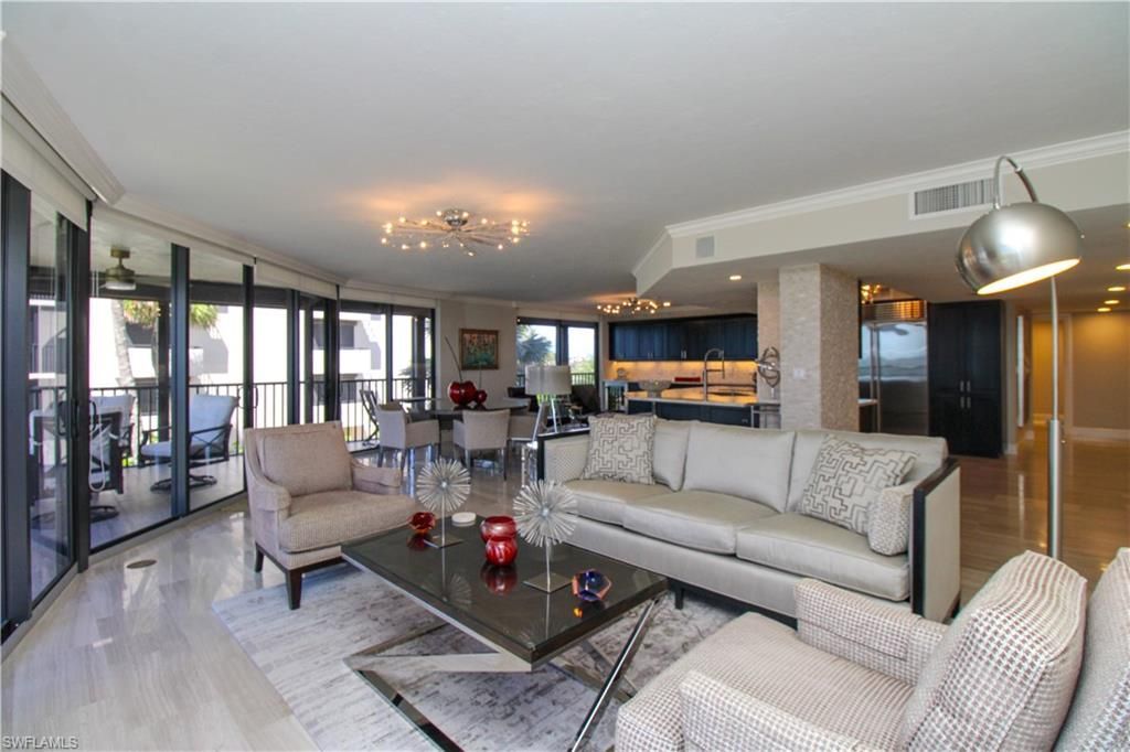9653 Gulf Shore Dr , Unit 203, Naples, FL 34108 Photo