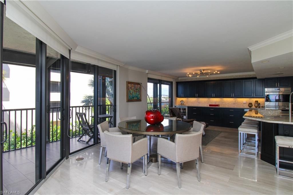 9653 Gulf Shore Dr , Unit 203, Naples, FL 34108 Photo