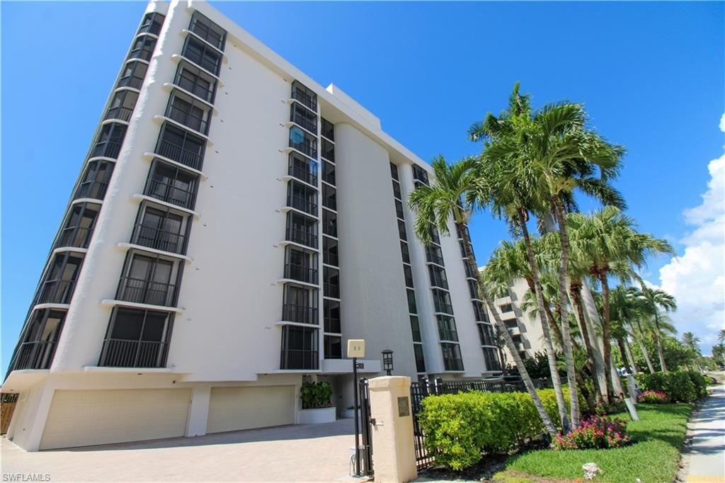 9653 Gulf Shore Dr , Unit 203, Naples, FL 34108 Photo