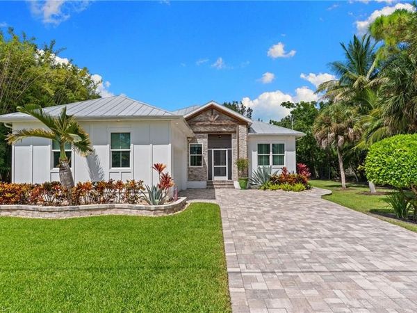 2291 Thomasson DR , NAPLES, FL 34112