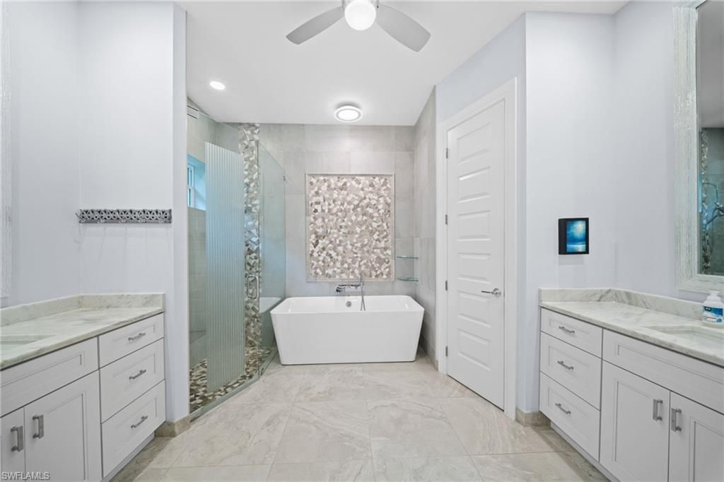 2291 Thomasson Dr, Naples, FL 34112 Photo