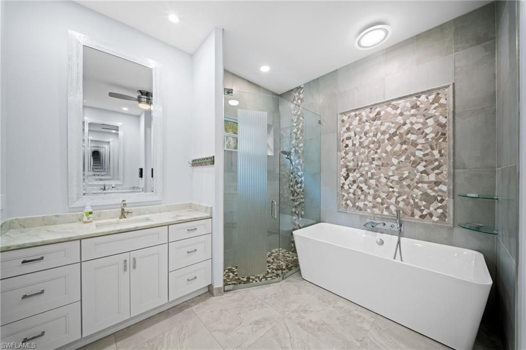 2291 Thomasson Dr, Naples, FL 34112 Photo