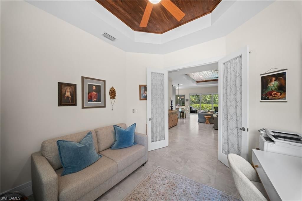 2291 Thomasson Dr, Naples, FL 34112 Photo