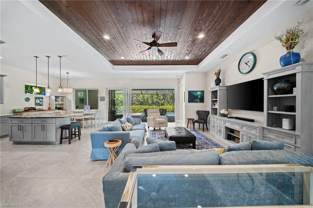 2291 Thomasson Dr, Naples, FL 34112 Photo