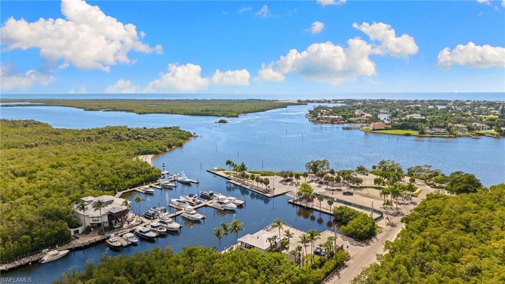 2291 Thomasson Dr, Naples, FL 34112 Photo