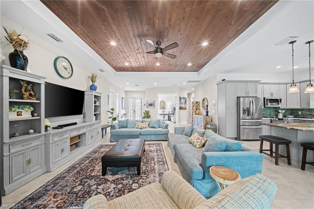 2291 Thomasson Dr, Naples, FL 34112 Photo