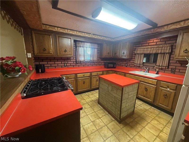 214 Reed Avenue, Campbell, OH 44405 Photo 3