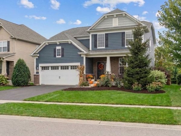 43 Palisades Boulevard , Hawthorn Woods, IL 60047