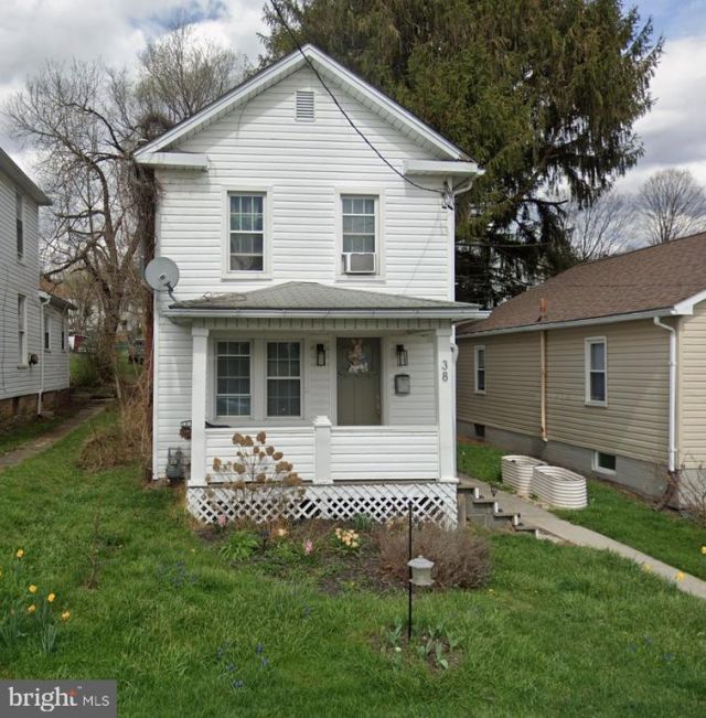 38 MCCULLOH STREET , FROSTBURG, MD 21532