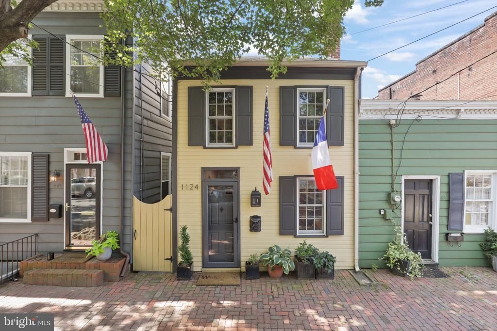 1124 Prince Street, Alexandria, VA 22314 Main Photo