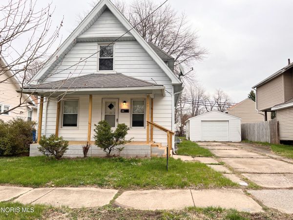 859 National Avenue , Toledo, OH 43609