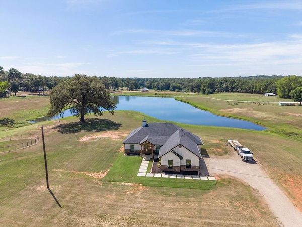 23888 County Road 2110 , Troup, TX 75789