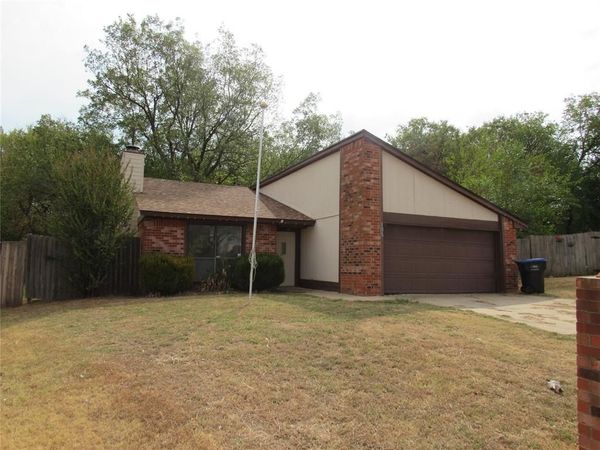 105 Stonewood Drive, Noble, OK 73068