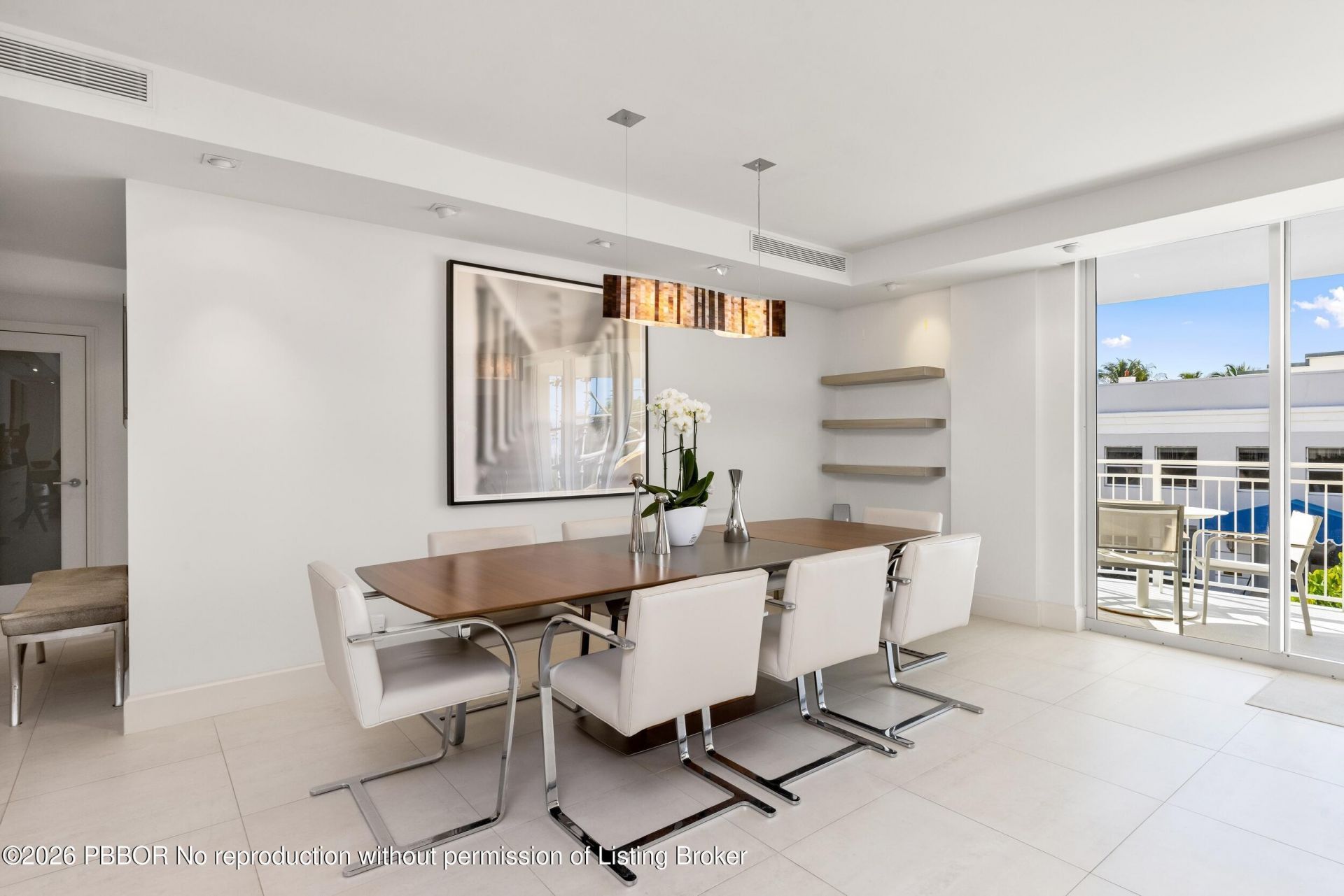 100 Worth Avenue, Unit 317, Palm Beach, FL 33480 Photo