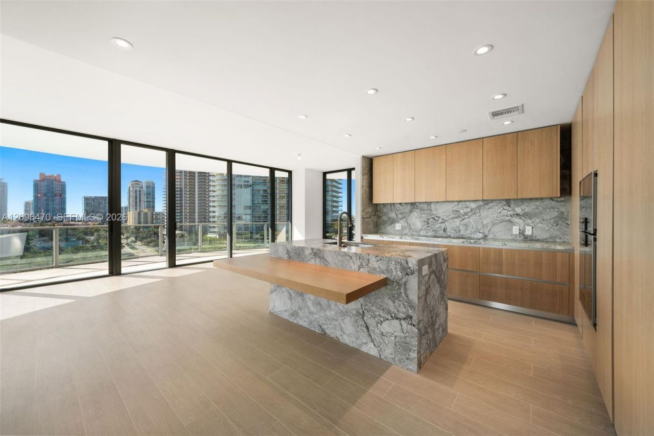 500 Alton Rd , Unit 1001, Miami Beach, FL 33139 Photo