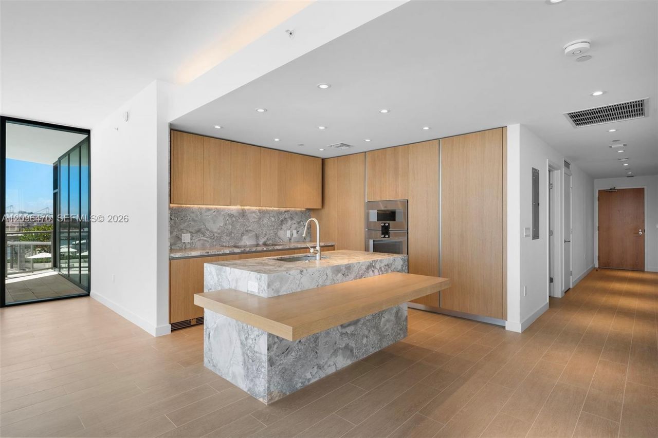 500 Alton Rd , Unit 1001, Miami Beach, FL 33139 Photo