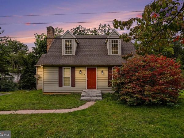 25 MANOR ROAD , YORK, PA 17403