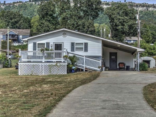 327 Loop Road, Jasper, TN 37347