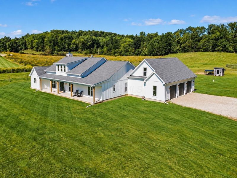 6931 Ginger Hill Road, Utica, OH 43080 Photo 2