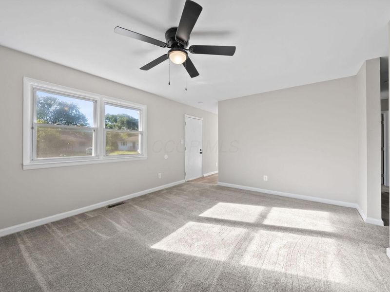 1576 Koebel Road, Columbus, OH 43207 Photo 12