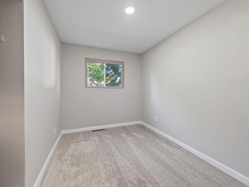 1576 Koebel Road, Columbus, OH 43207 Photo 20