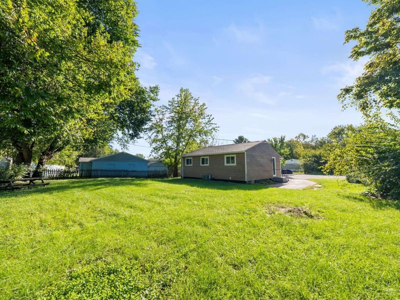 1576 Koebel Road, Columbus, OH 43207 Photo 24