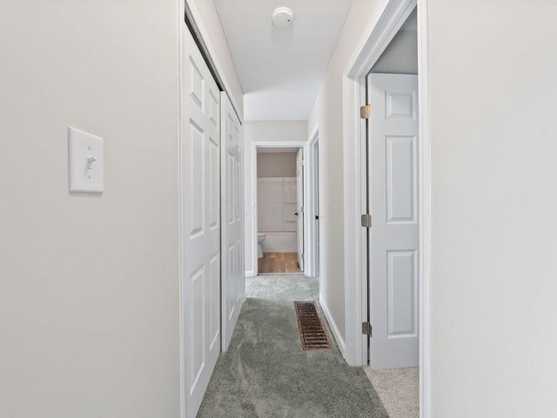 1576 Koebel Road, Columbus, OH 43207 Photo 9