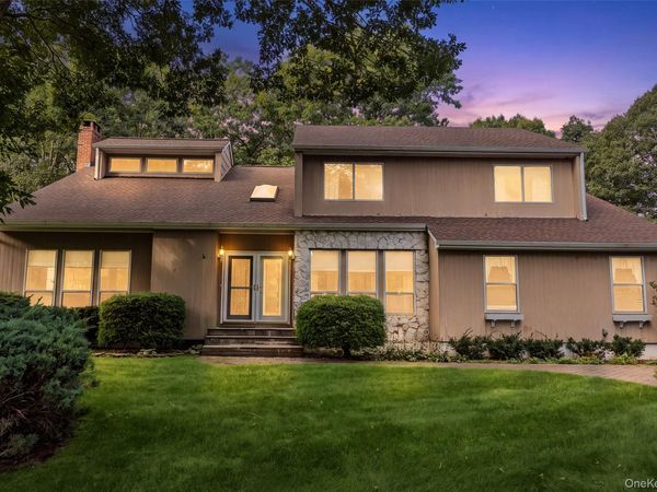46 Golf Club Circle , Manorville, NY 11949