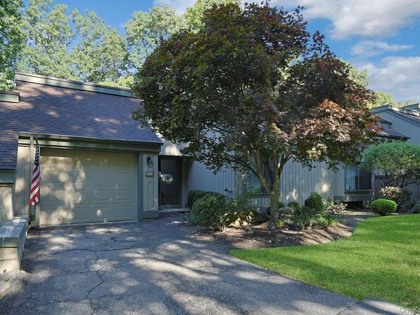 569 Heritage Hills Dr, Unit B, Somers, NY 10589