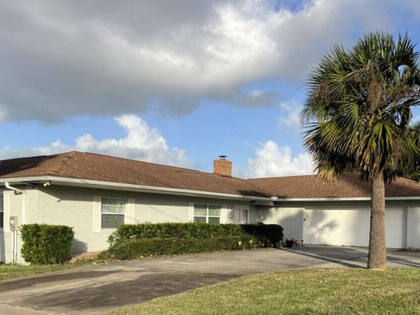 3216 S Peninsula Drive, Daytona Beach, FL 32118