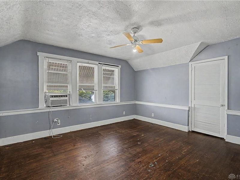 24 N Quentin Avenue, Dayton, OH 45403 Photo 7