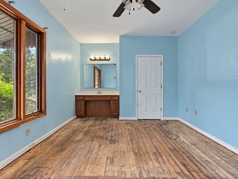 101 E 43rd Street, Covington, KY 41015 Photo 24